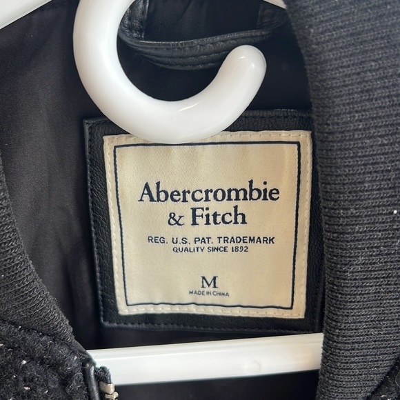 Abercrombie and Fitch tweed bomber jacket - Picture 4 of 5